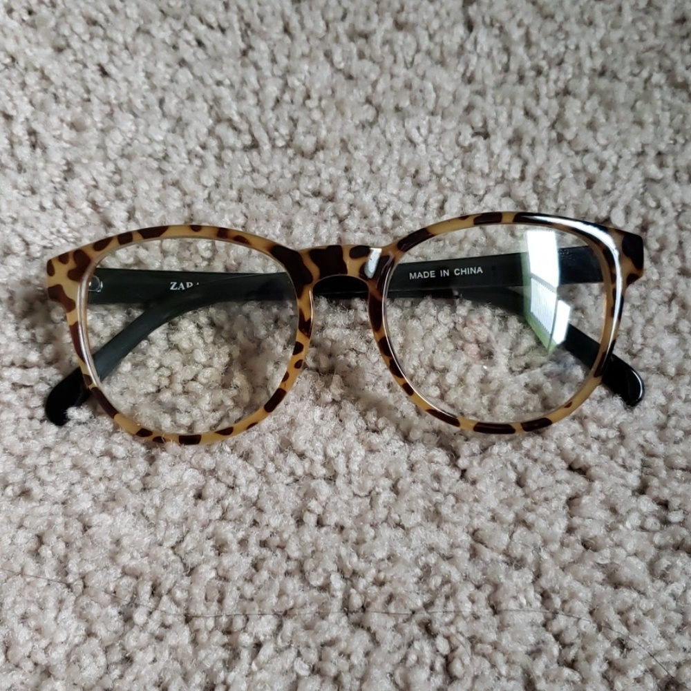 Zara glasses